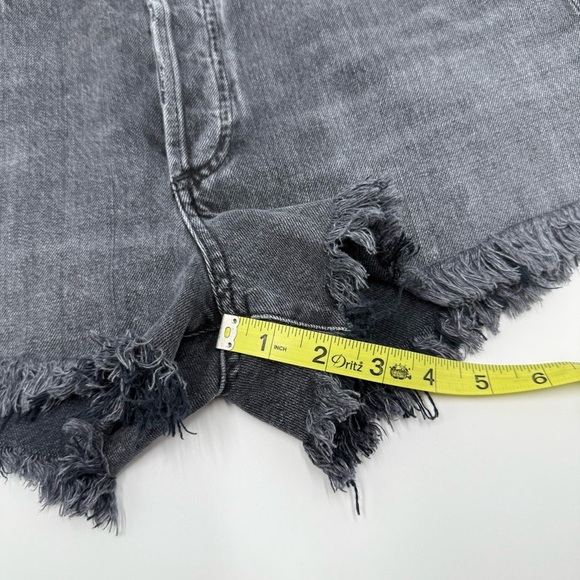 Citizens Of Humanity Women’s Annabelle Raw Cut Denim Shorts 29 Organic Cotton - Picture 10 of 10